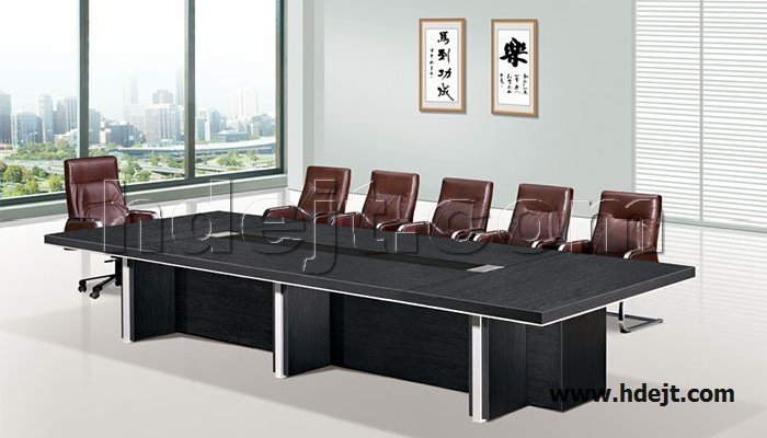 點(diǎn)擊查看商品:會(huì)議桌
